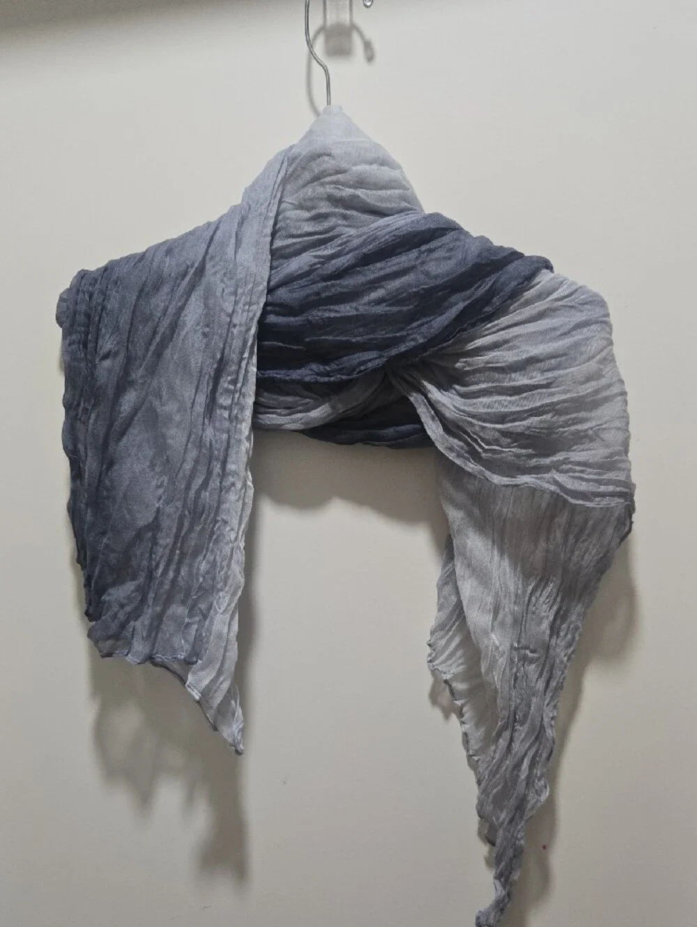 Crinkled Ombre Wrap Scarf in Light Gray to Deep Blue